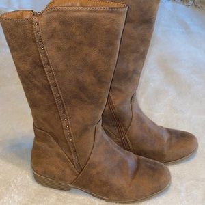 Girls brown riding boots